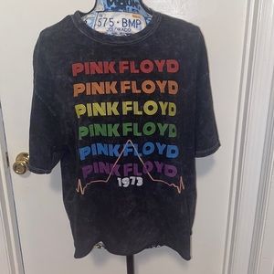 PINK FLOYD tie-dye T-shirt. Size XL short sleeve